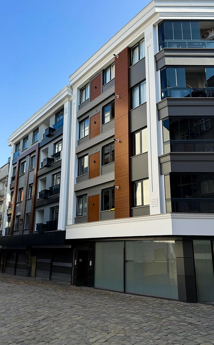 Zeytinburnu projesi, ahşap kaplamalı modern cephe